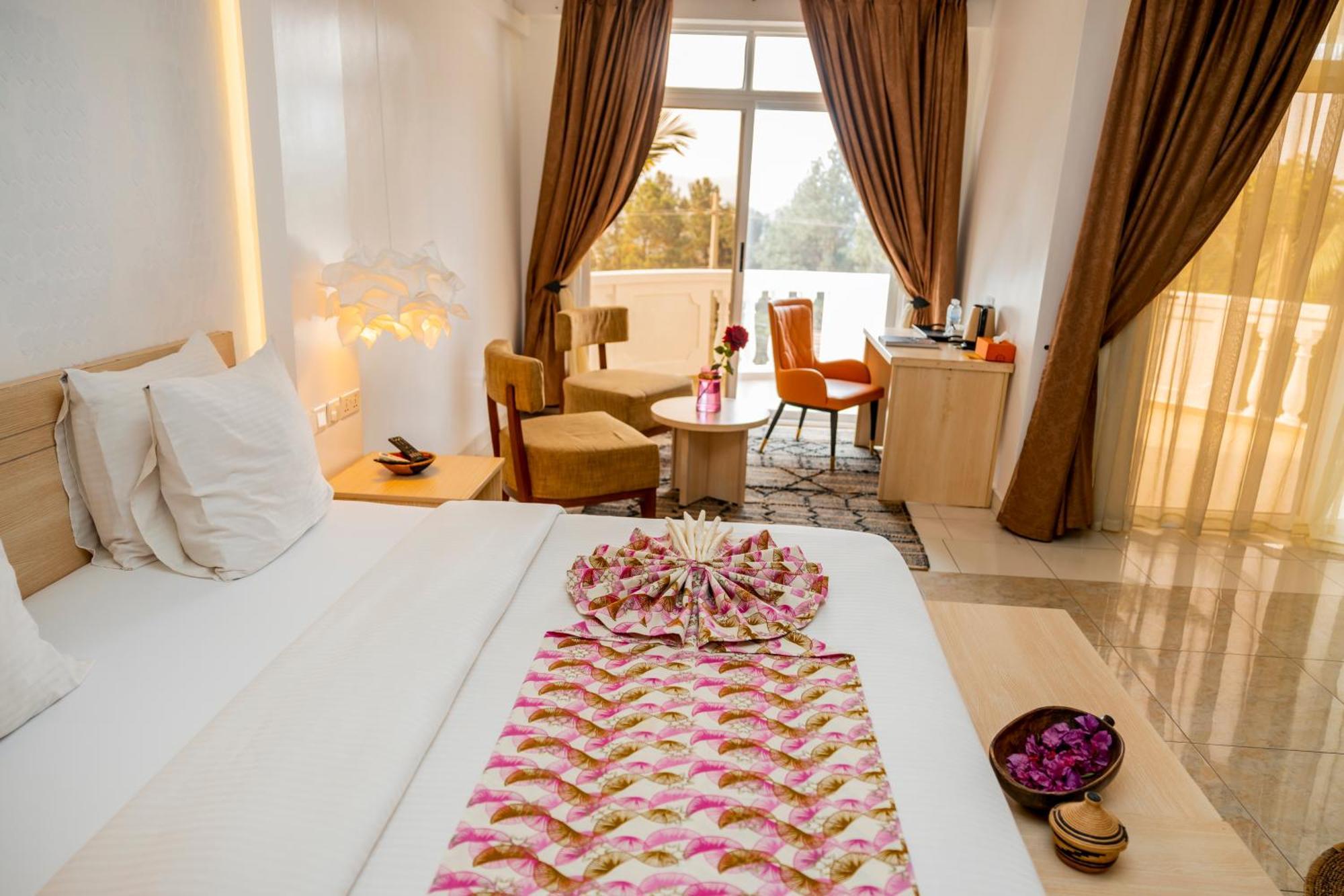 Amata N'Ubuki Boutique Hotel Ltd Kigali Bagian luar foto
