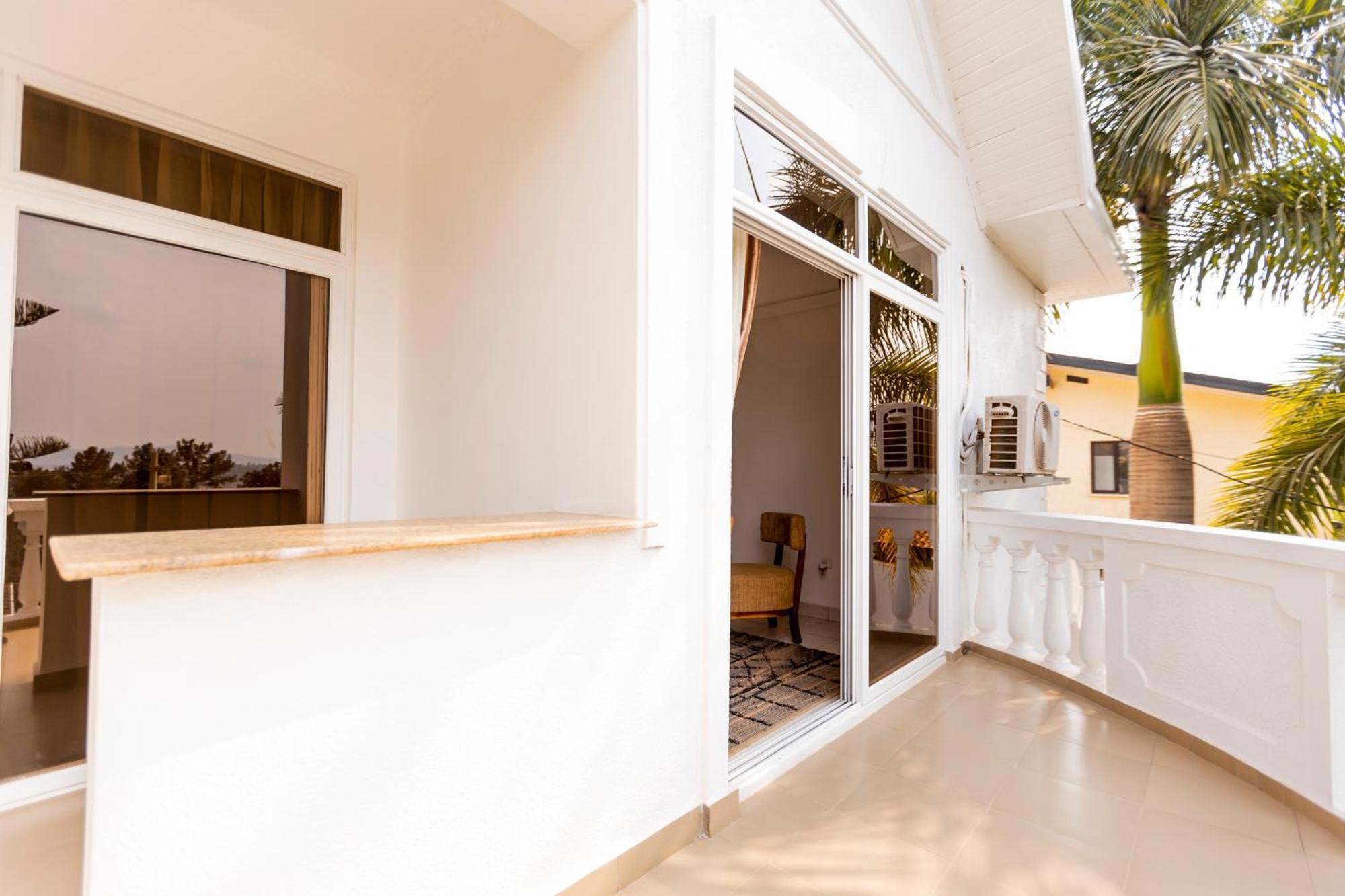 Amata N'Ubuki Boutique Hotel Ltd Kigali Bagian luar foto